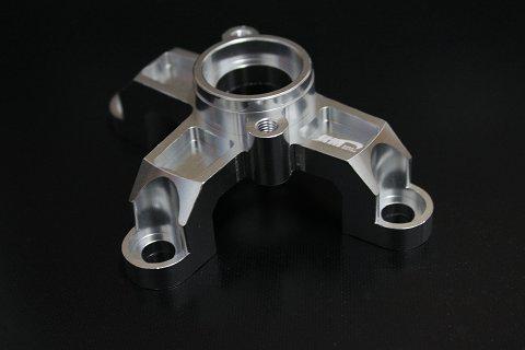 1/5 KM BAJA 5B / 5T / 5SC ALLOY CLUTCH MOUNT - PC - J009